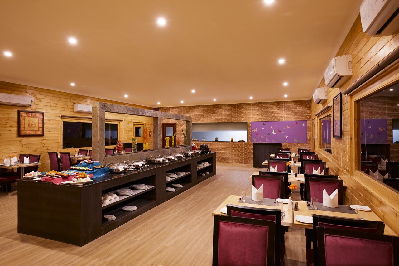 Sterling Anaikatti Hotel Varagampadi Екстериор снимка