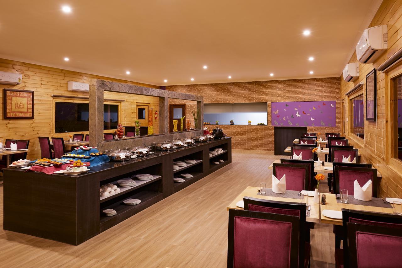 Sterling Anaikatti Hotel Varagampadi Екстериор снимка