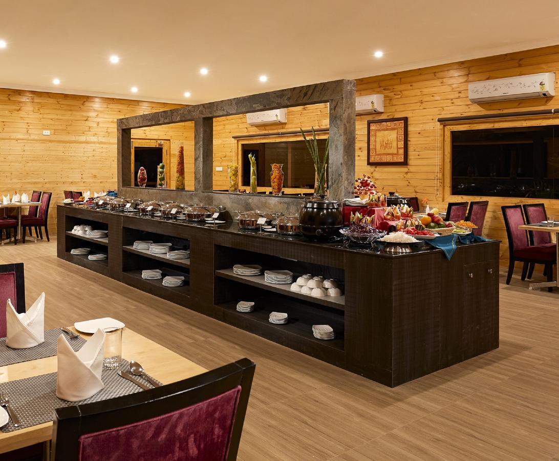 Sterling Anaikatti Hotel Varagampadi Екстериор снимка